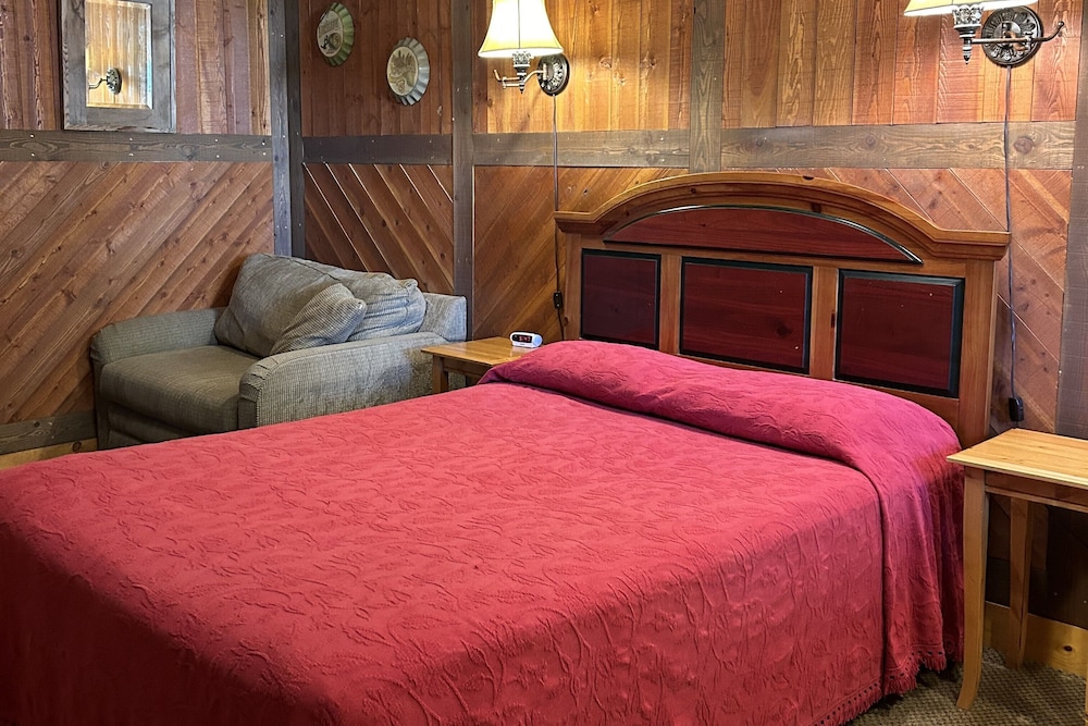 Comfort Cabin #5 Marysvale Cash Store