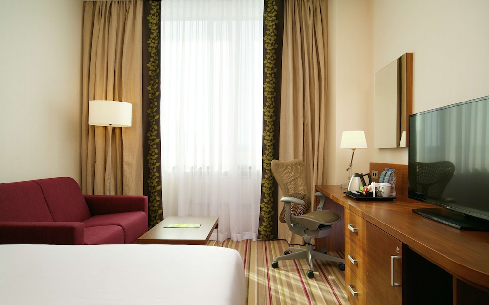 Family Room, 1 King Bed