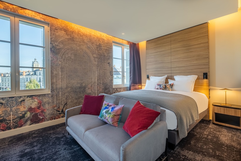 Deluxe Room - Photo 1