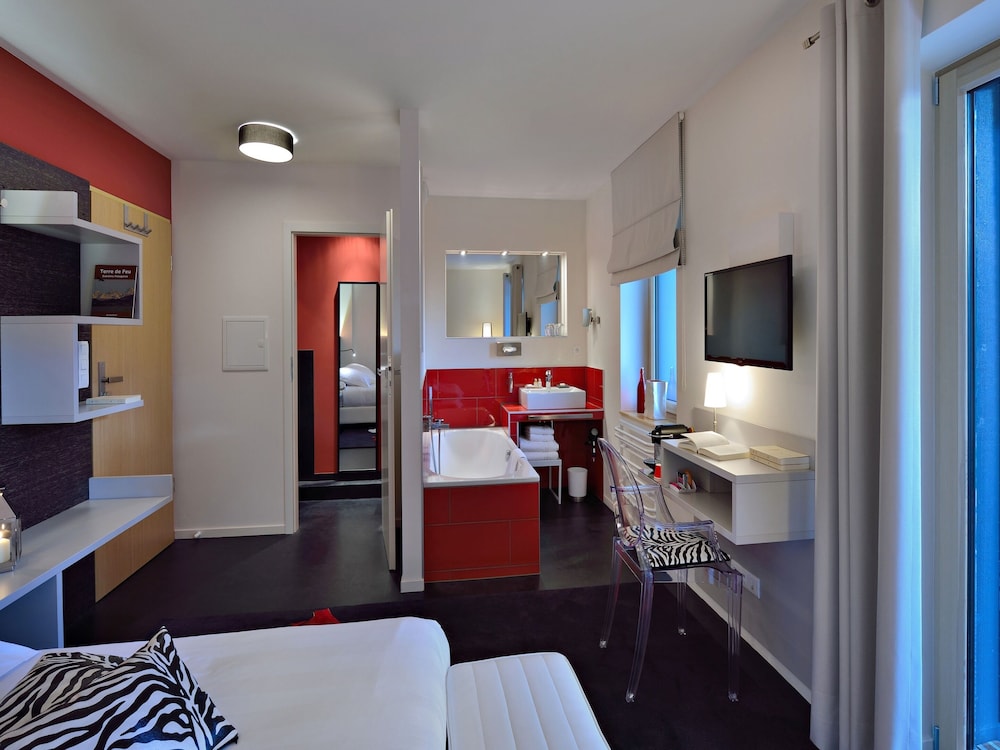 Double Room, Ensuite ( Invitation à l'aventure )