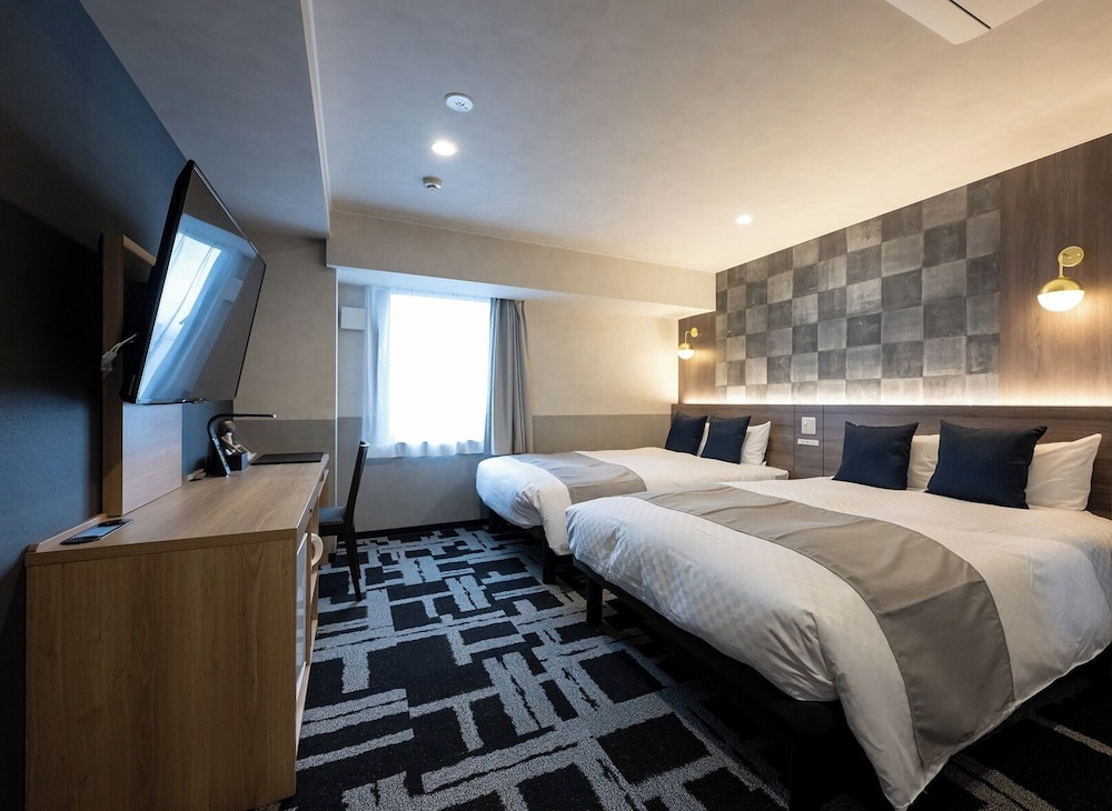 Standard Twin Room - Photo 1