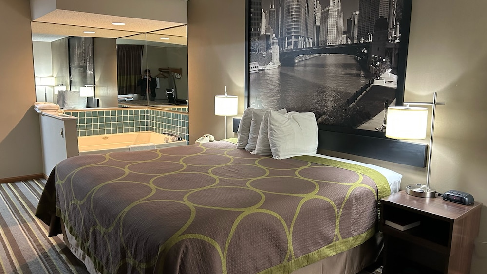 Standard Room, 1 King Bed - Photo 2