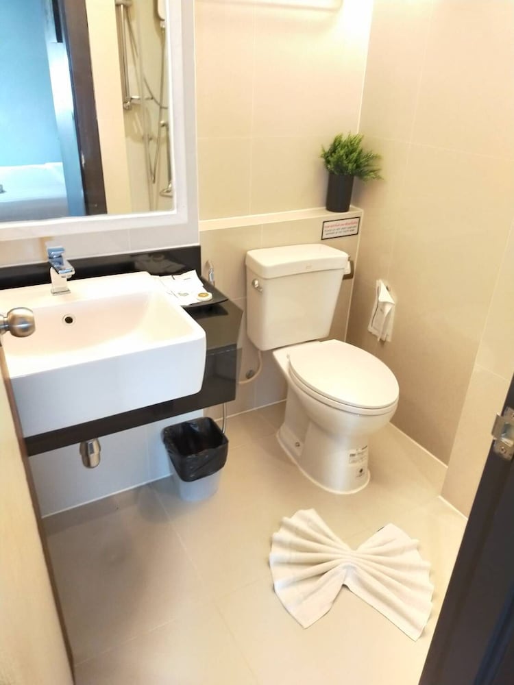 Deluxe Room (Floor 4-5) photo 3