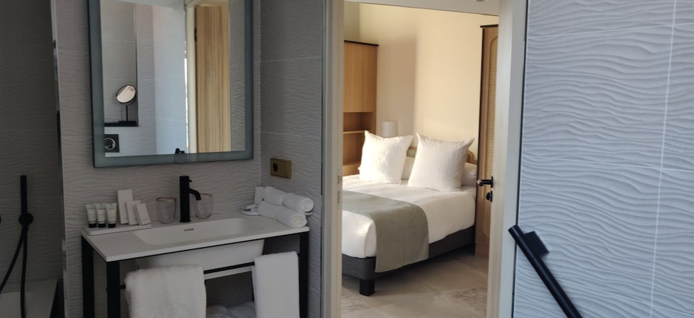 Deluxe Triple Room, Terrace, Sea View (2) SPA access included photo 2