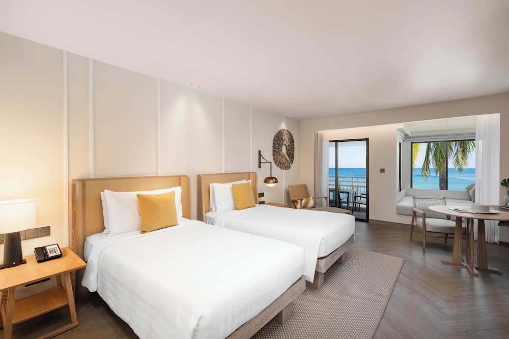 Club Room, 2 Twin Beds, Oceanfront