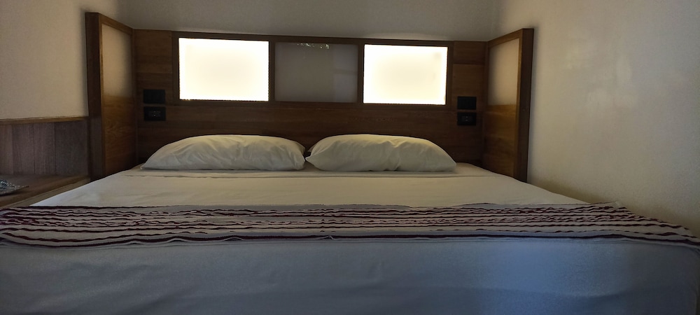 NOMA One Bedroom Cabin - Pool View