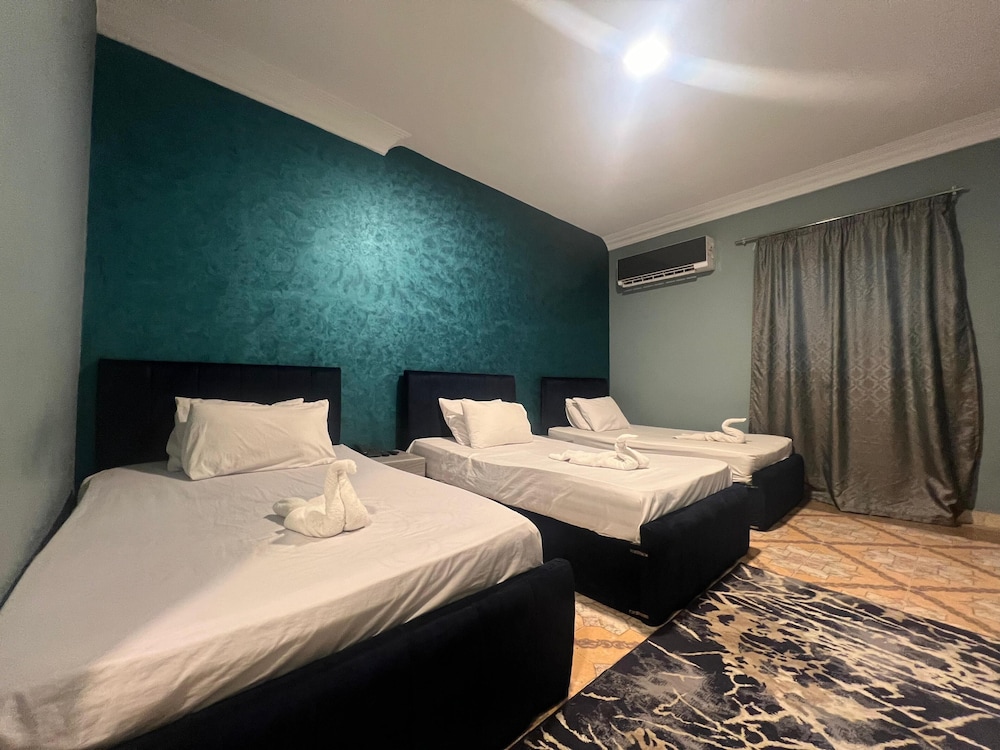 Standard Triple Room photo 3