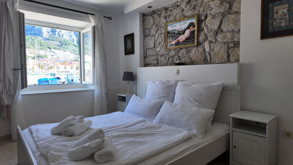 Luxury Apartment, Sea View