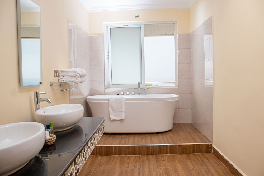Deluxe Double Room - Photo 5