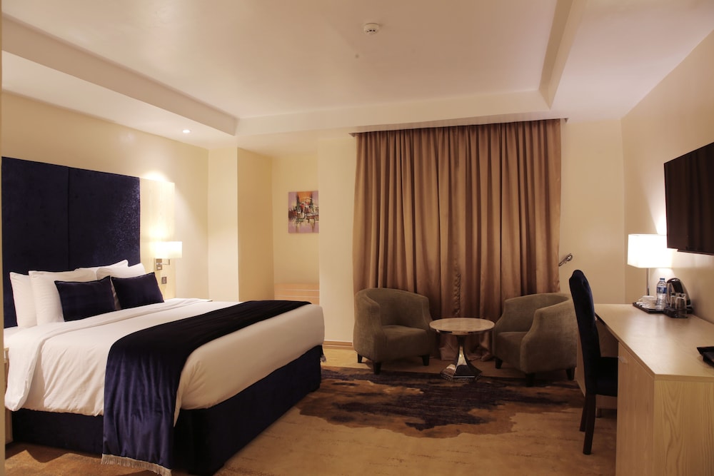 Executive Room, 1 King Bed photo 3