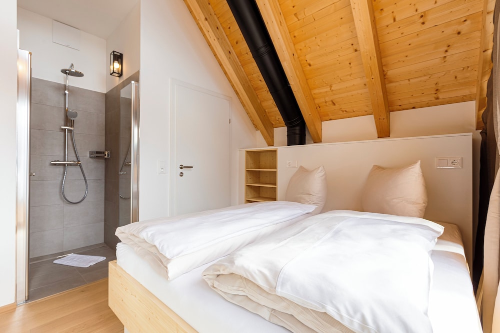 Chalet #1 mit 2 Schlafzimmern und Sauna