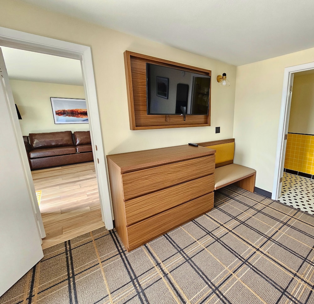 Junior Suite, Lake View photo 3