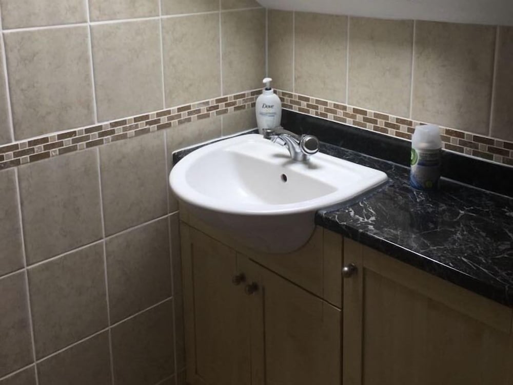 Double Room, Ensuite (Ramsey) photo 3
