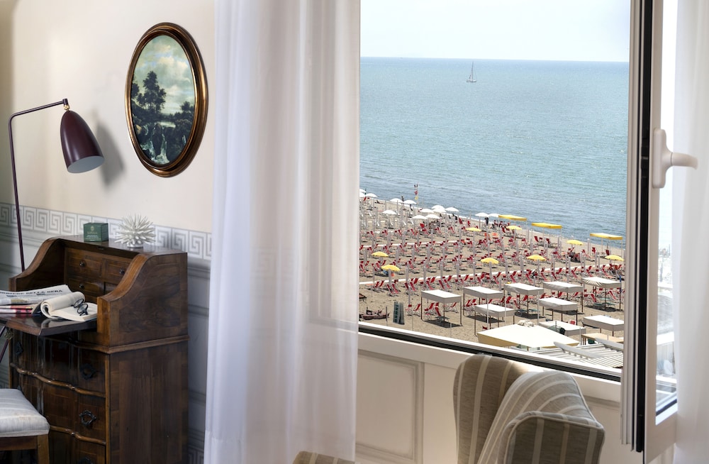 Superior Double or Twin Room, Sea View, Sea Facing - Photo 3