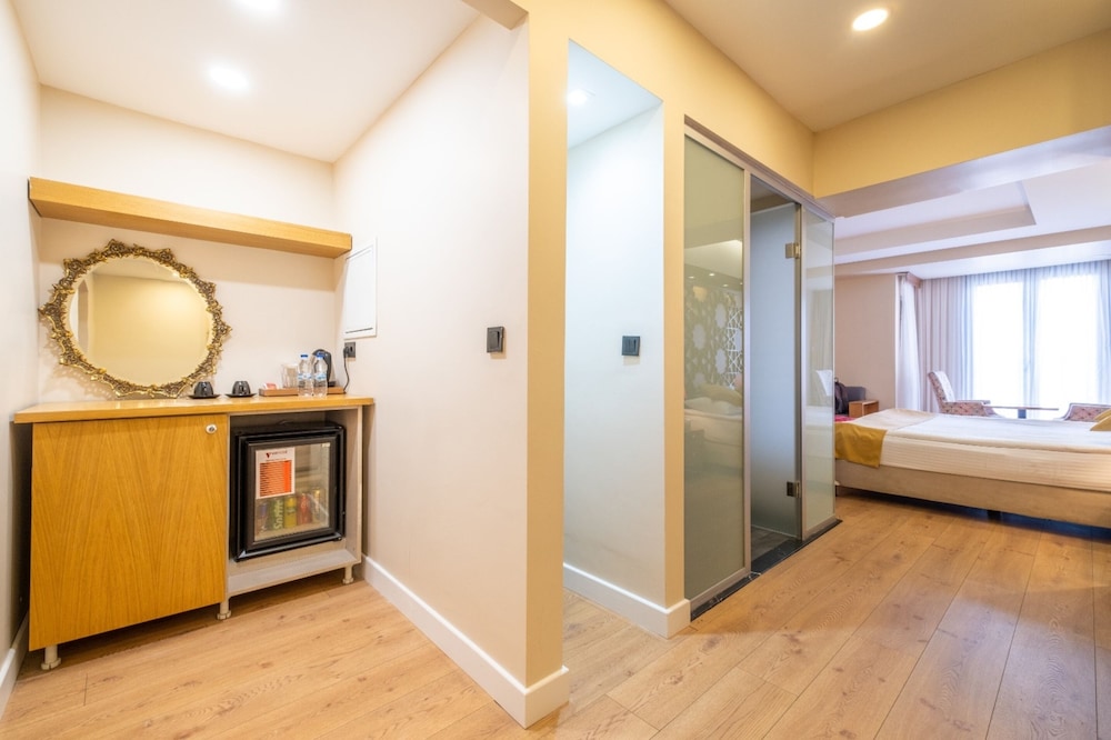 Superior Room, City View photo 2
