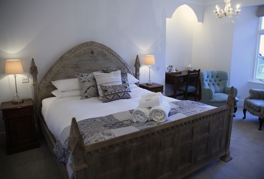 Suite (Room 7)