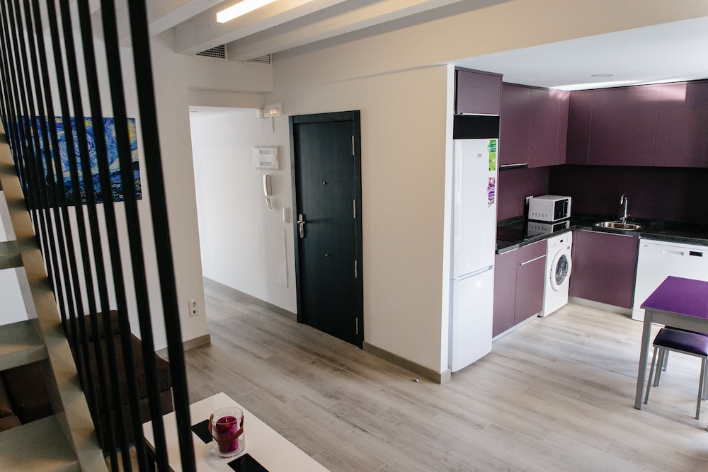 Panoramic Penthouse, City View (4 People) photo 2