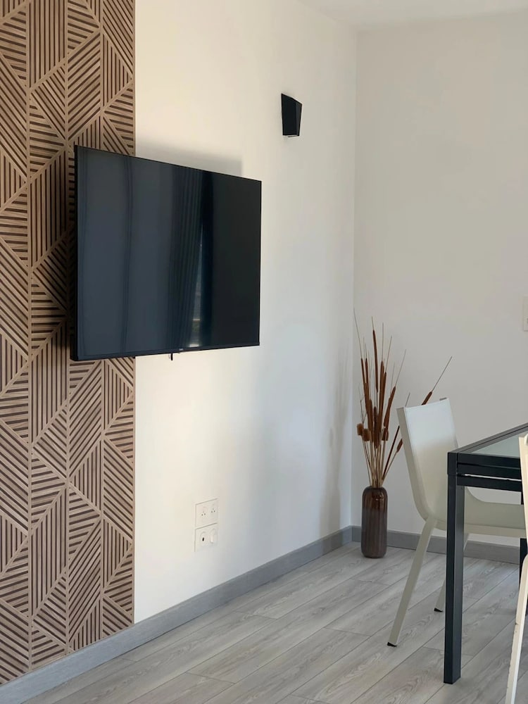 Superior Apartment, 3 Bedrooms, Patio, Sea View