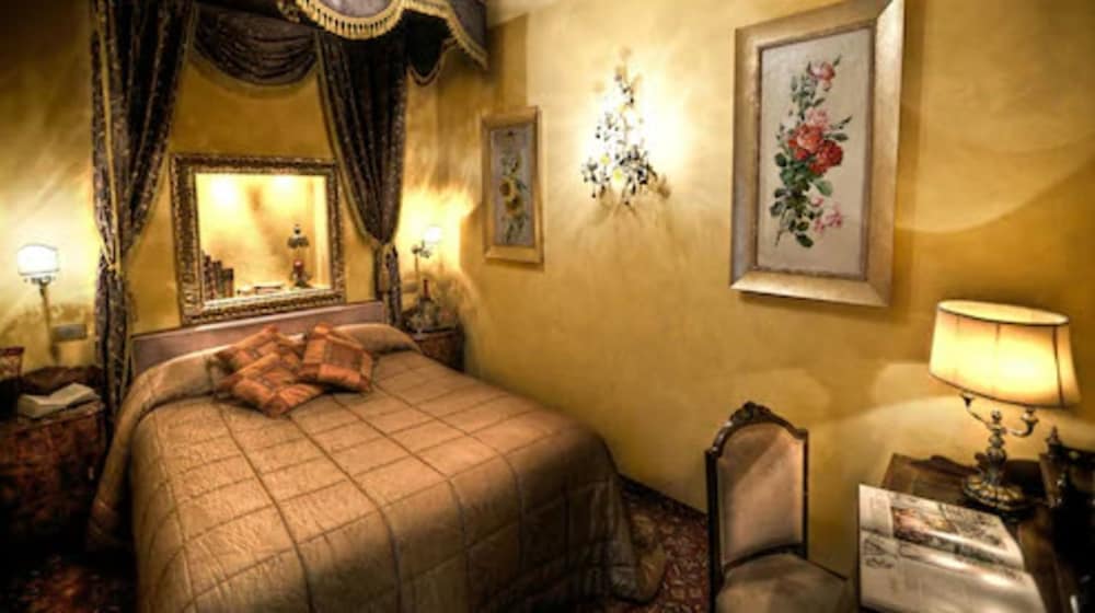 Classic Room