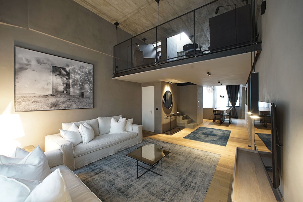 Executive Loft photo 3