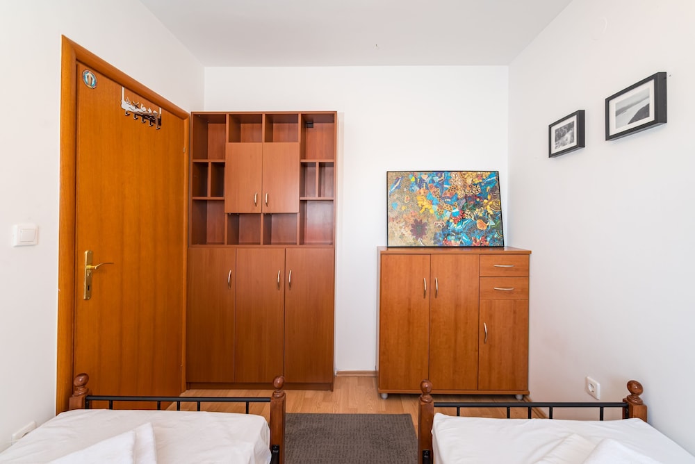 Apartment, 2 Bedrooms, Balcony, Garden View