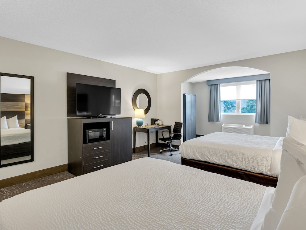 Suite, 2 Queen Beds, Non Smoking - Photo 4