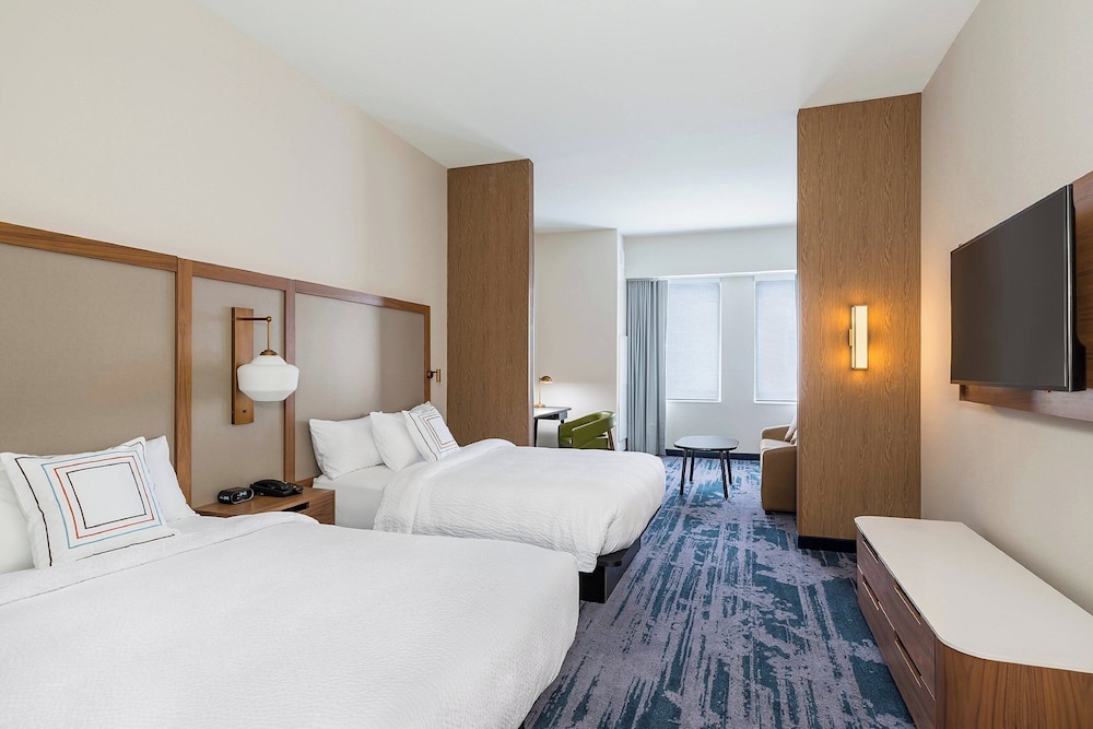 Suite, Multiple Beds photo 1
