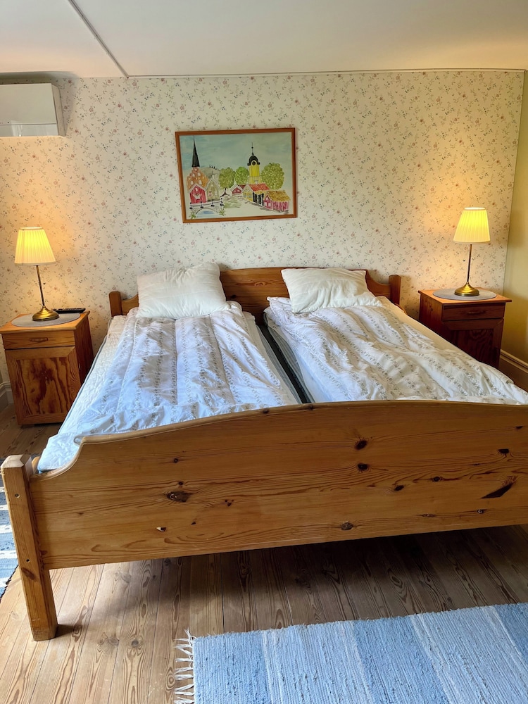 Double Room, Shared Bathroom photo 3