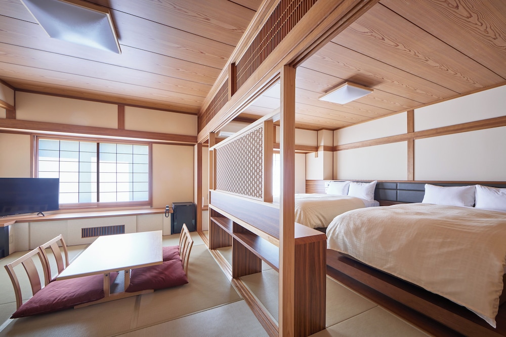 Superior Twin Room, Non Smoking - Photo 1