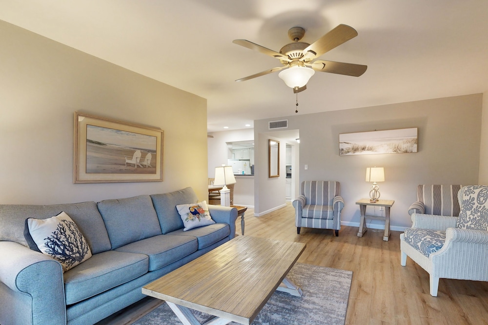 Condo, 1 Bedroom photo 1
