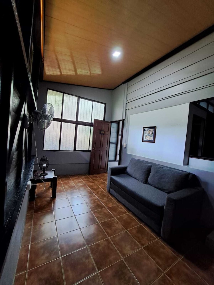 Basic Double Room photo 2