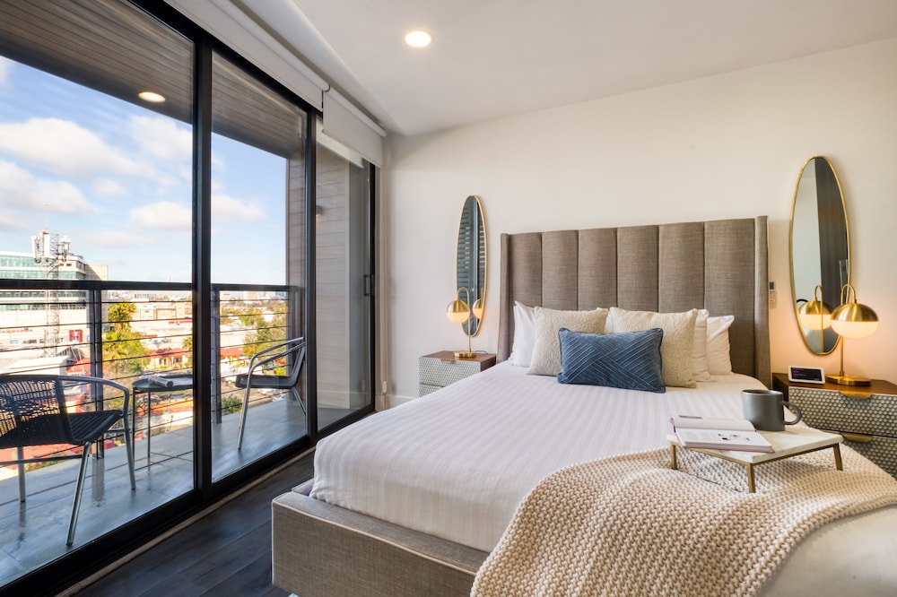 Superior Apartment with Balcony photo 1