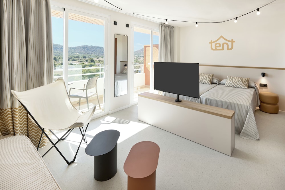Loft, Mountain View, 2 adults + 1 Child (Bed & Unlimited Brunch)
