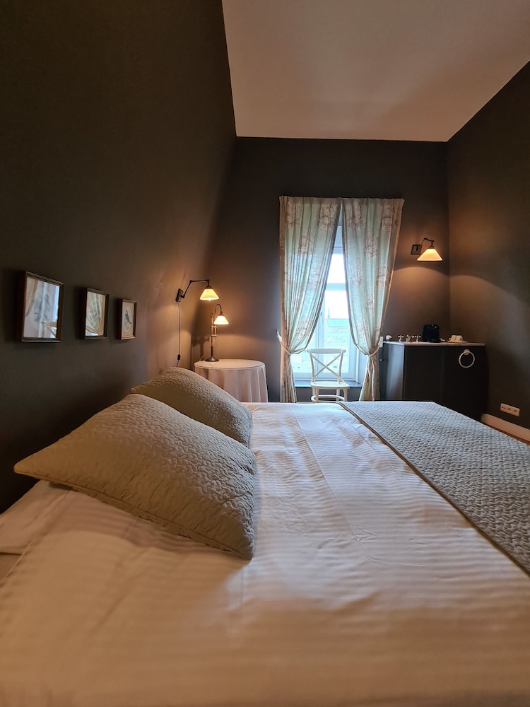 Classic Double Room, Garden View photo 2