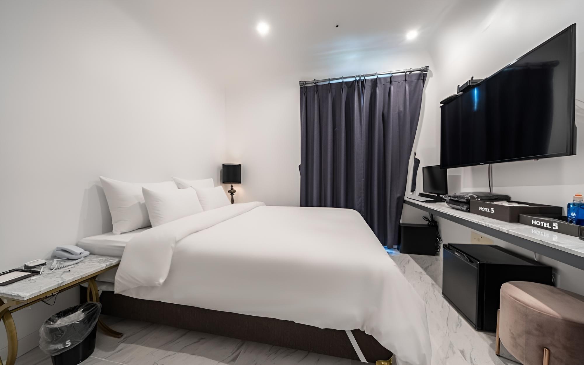 Room (Standard A - Walkie Special (No Parki) - Photo 1