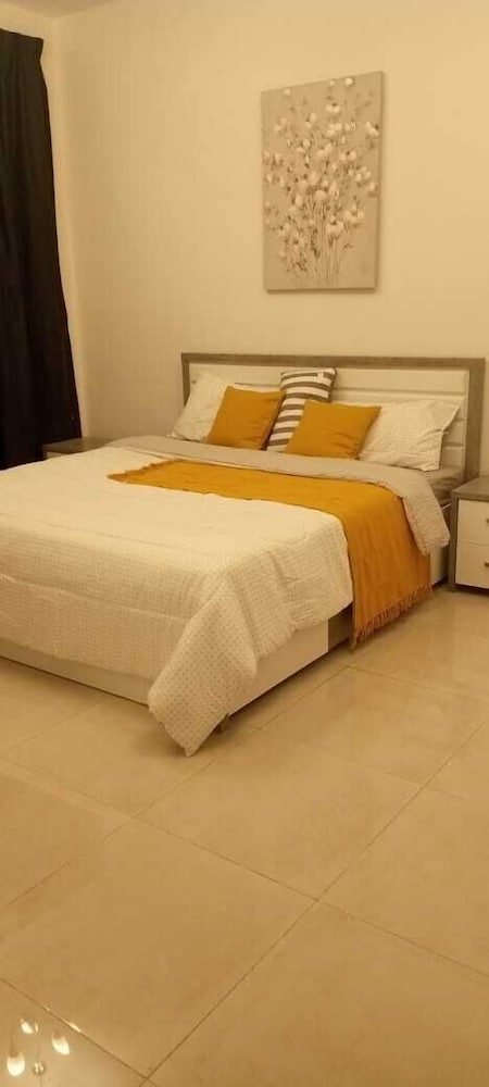 One Bedroom Apartment