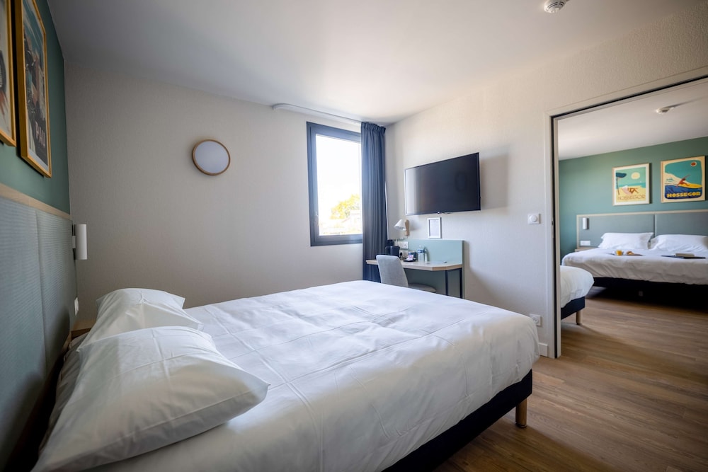 Standard Room, 1 Double Bed - Photo 17