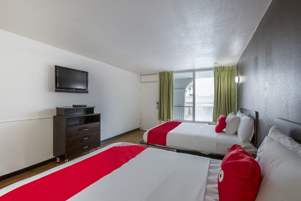 Premium Room, 2 Double Beds photo 2