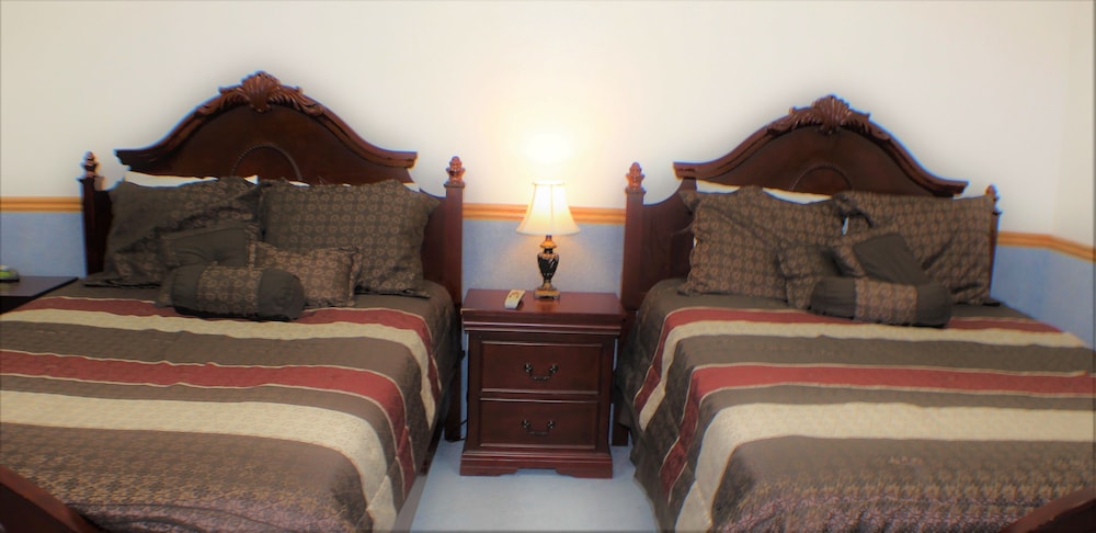 Signature Double Room, 2 Queen Beds, Accessible photo 1