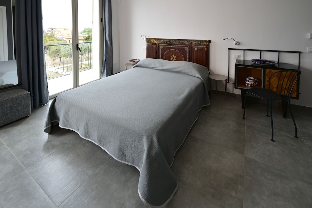 Deluxe Quadruple Room, Balcony, Pool View