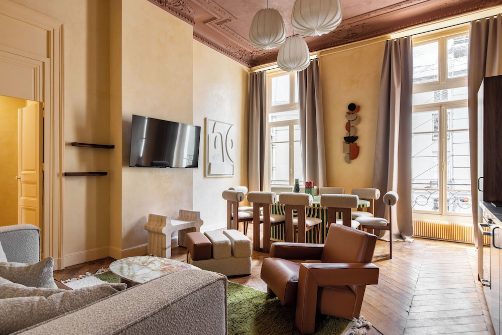 Presidential Apartment photo 1