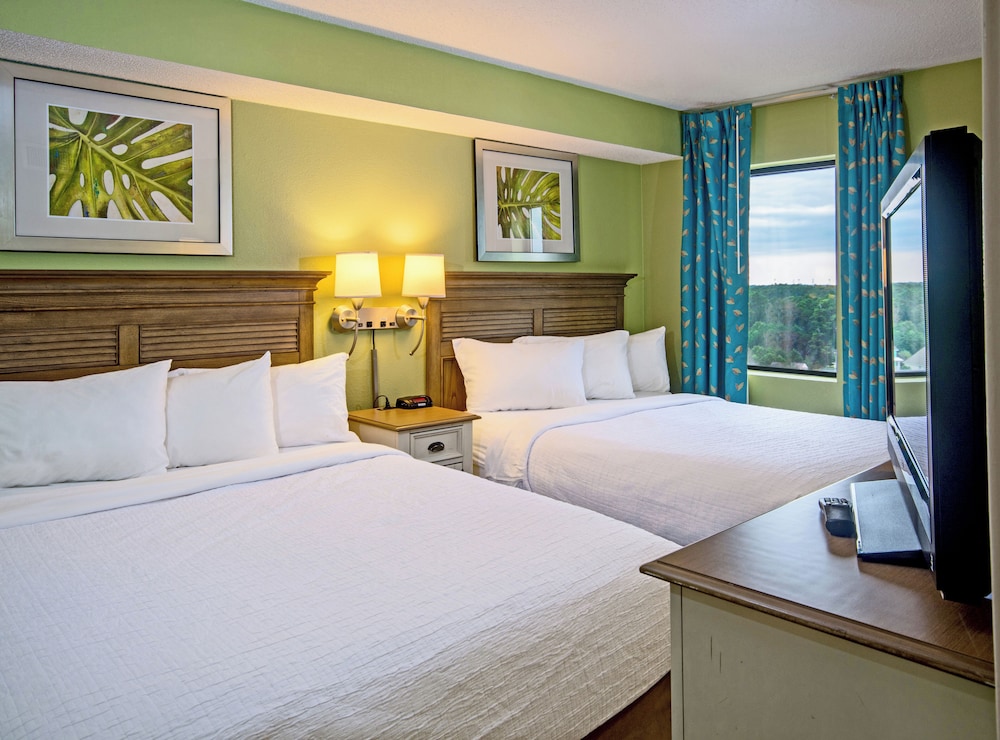Mariner Ocean View Two Bedroom Condo - Photo 2