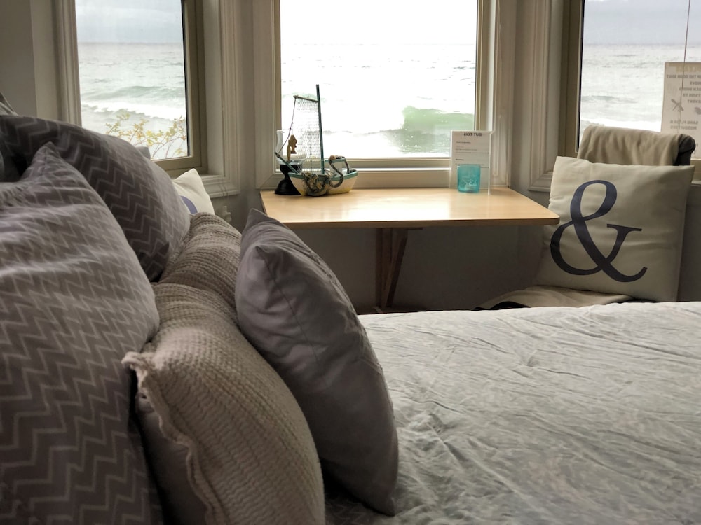 Panoramic Cabin, 1 Queen Bed, Kitchenette, Ground Floor photo 1