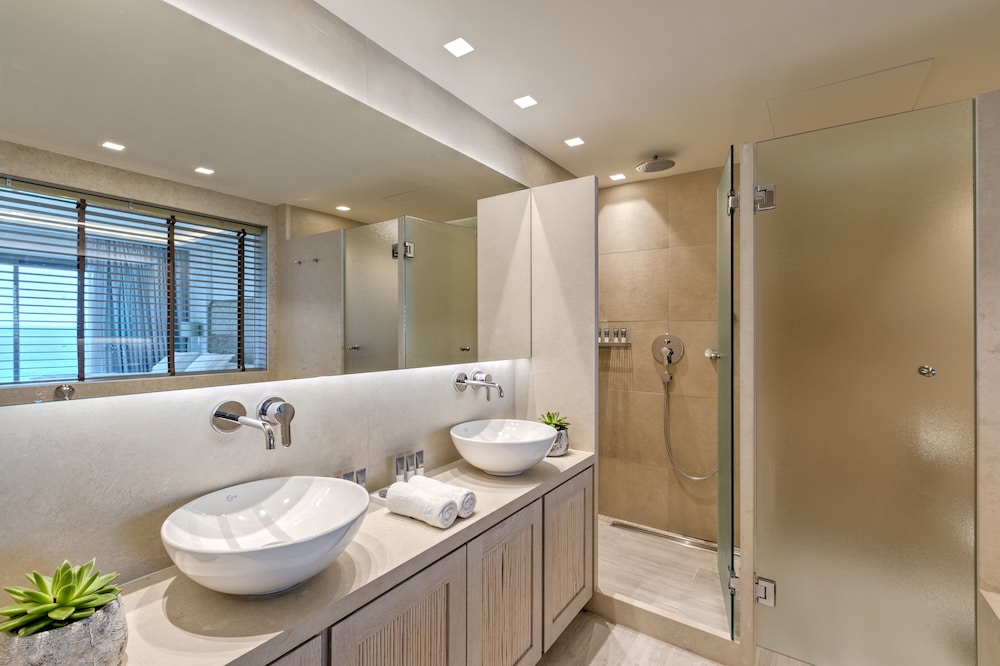 Executive Suite, Sea View photo 2