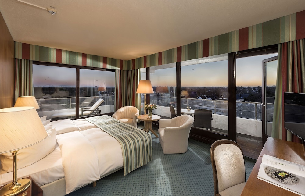 Superior Plus Double Room, Park View photo 3