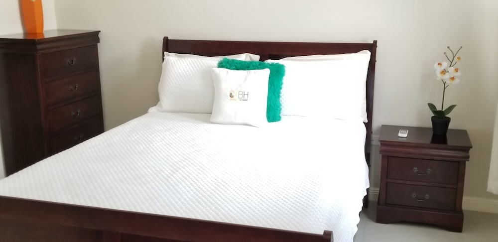 Elite Apartment, 1 Bedroom, Ensuite photo 1