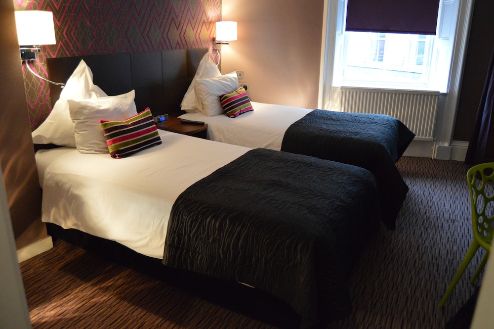 Standard Twin Room photo 2