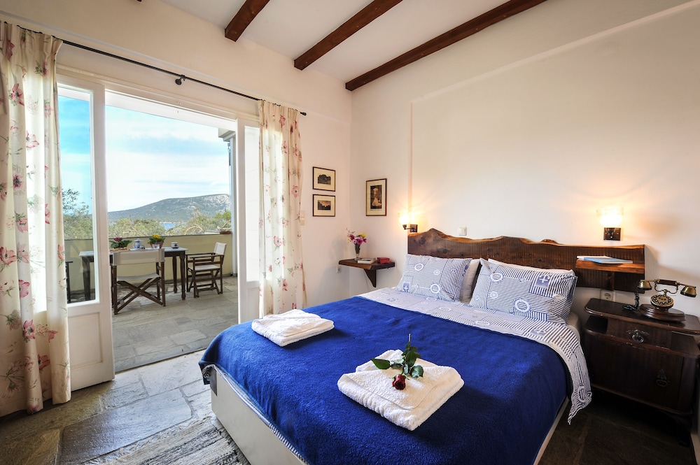 Triple Room, Garden View photo 2