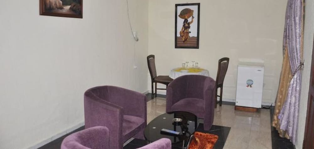 Royal Suite photo 2