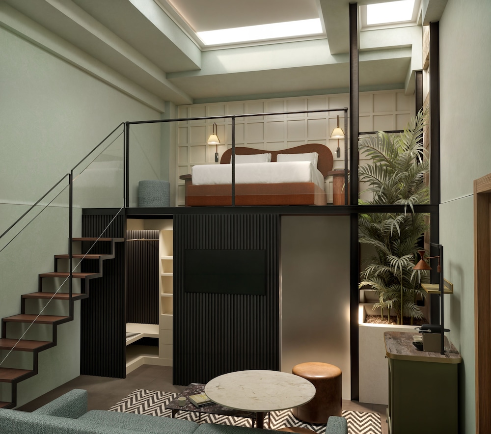 Suite, 1 King Bed